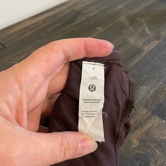 LULULEMON-Wundermost Ultra-Soft Nulu Square-Neck Long-Sleeve Bodysuit - Picture 5 of 5